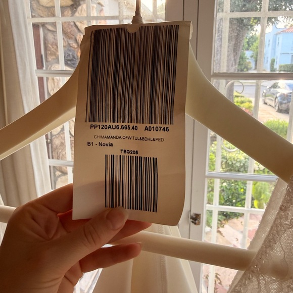 NWT Pronovia Wedding Dress - Picture 5 of 14